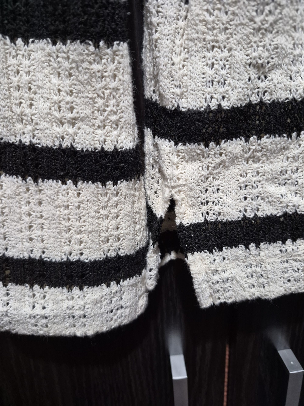 Reitmans White and Black Open-Knit Crochet Sweater Size Xs - Picture 7 of 7